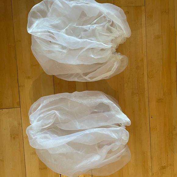 Organza Puff Sleeves BRAND NEW - Picture 2 of 4